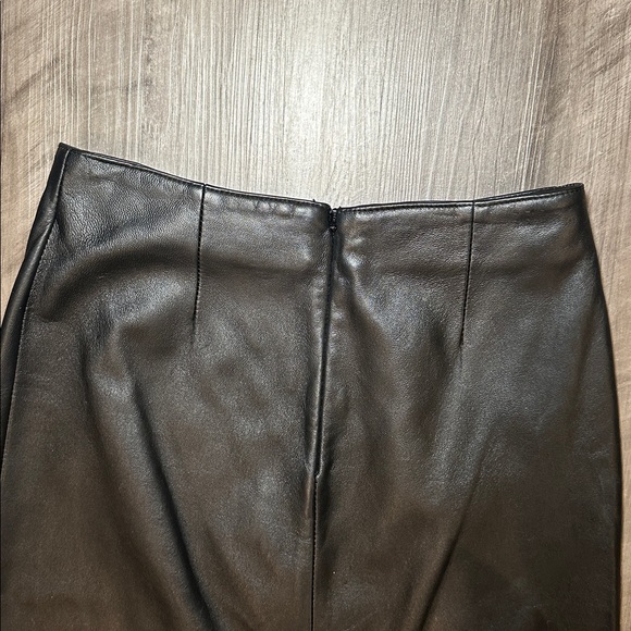 Wilson Leather Black Window Frame Seam Leather Pencil Skirt - 2 - Picture 3 of 7